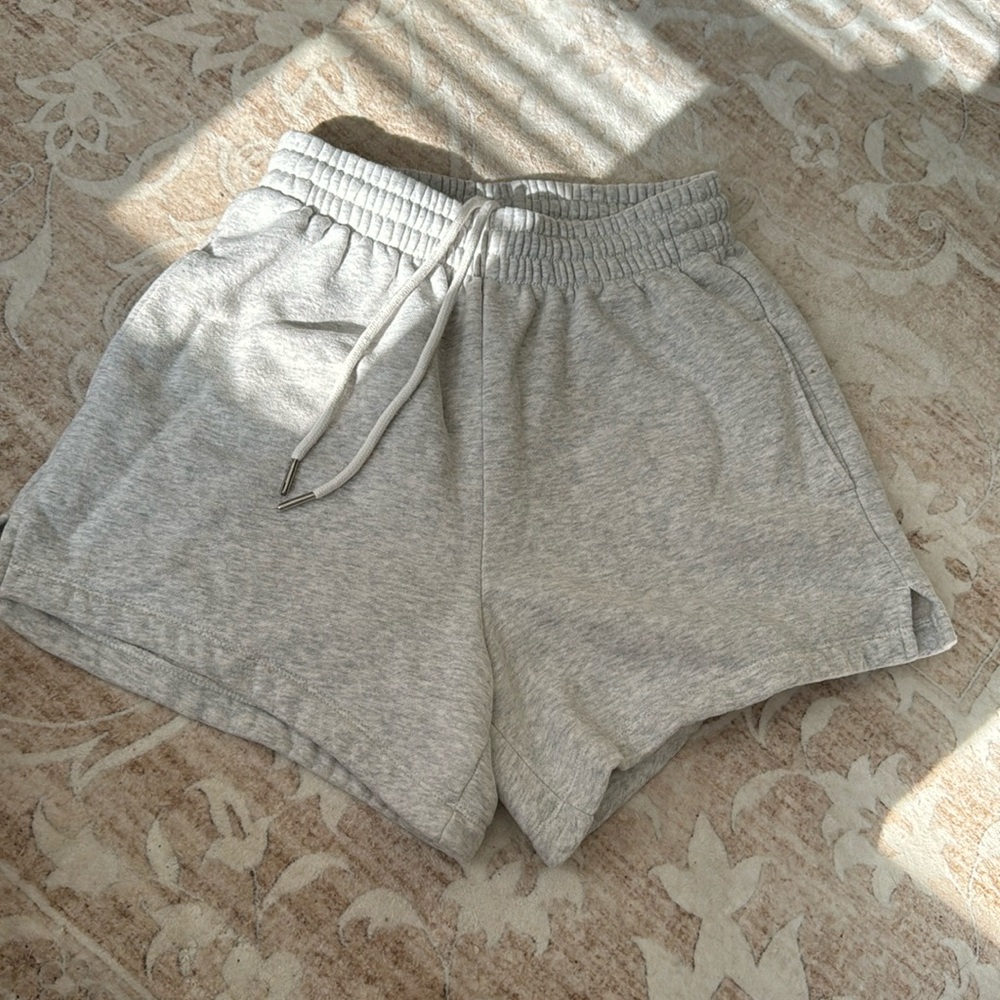 at&t oversized sweat short